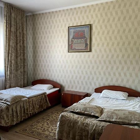 Гостиничный Комплекс Жеты Казына Zharkent Buitenkant foto