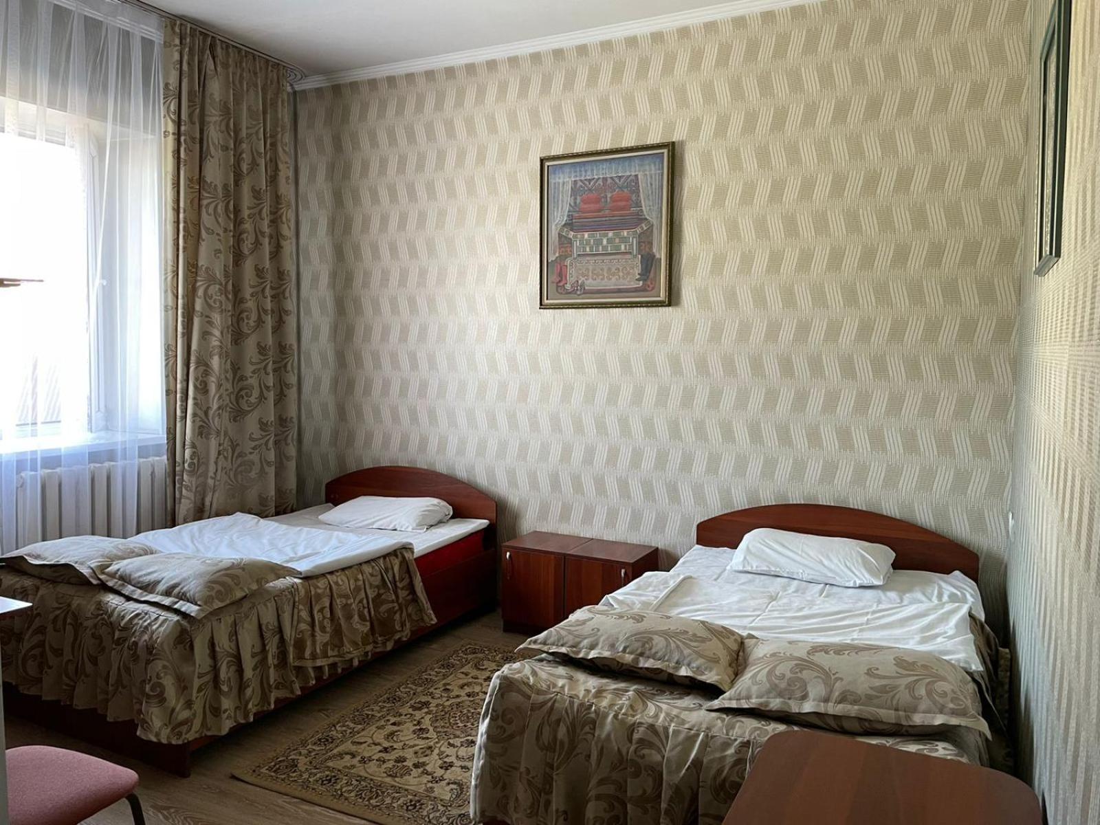 Гостиничный Комплекс Жеты Казына Zharkent Buitenkant foto